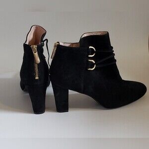 Taryn Rose Trisha Women's Black Suede Ankle Boot Size 9.5 M